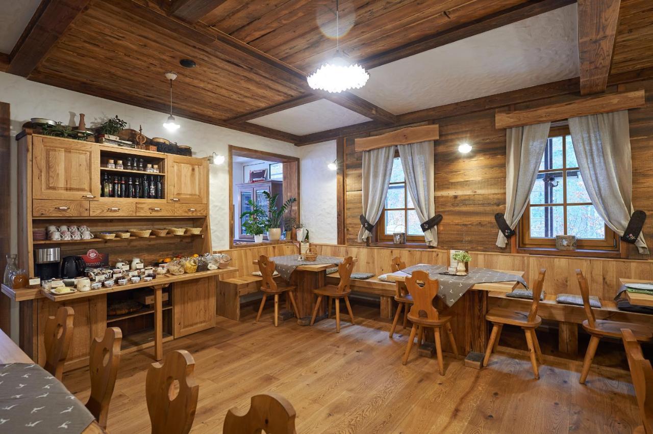 Eko Hisa-Eco House Na Razpotju Hotel Solčava Buitenkant foto